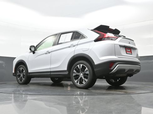 Used 2022 Mitsubishi Eclipse Cross SEL AWD/4WD image 30