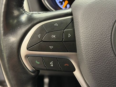 Used 2020 Jeep Grand Cherokee Limited w/ Luxury Group II AWD/4WD image 14