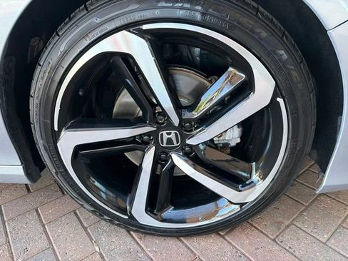 Used 2021 Honda Accord Sport Special Edition image 2