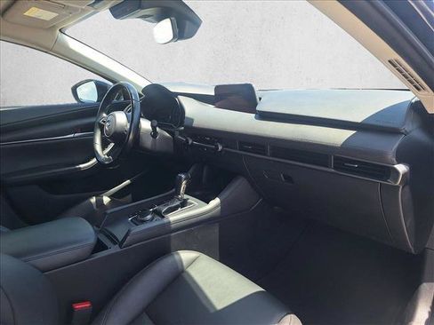 Used 2021 MAZDA MAZDA3 s FWD image 19