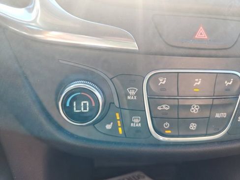Certified 2021 Chevrolet Equinox LT AWD/4WD image 11