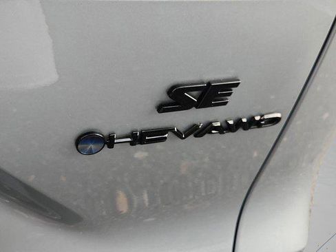 Certified 2025 Toyota Corolla Cross AWD Hybrid w/ Moonroof Package image 29