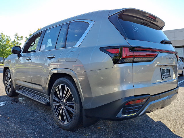 New 2026 Lexus LX 600 4WD w/ Luxury Package image 3