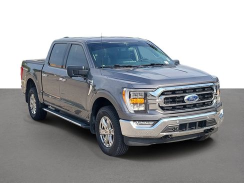Used 2022 Ford F150 XLT w/ Equipment Group 302A High AWD/4WD image 2