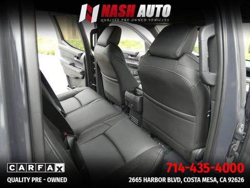 Used 2025 Toyota Tacoma TRD Off-Road image 30