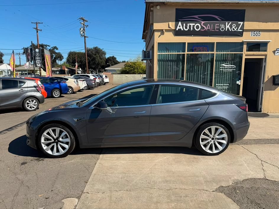 Used 2018 Tesla Model 3 Mid Range RWD image 6