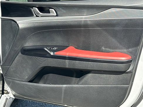 Used 2023 Kia K5 GT-Line image 32