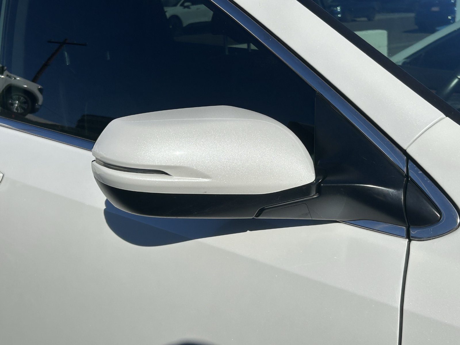 Used 2022 Honda CR-V EX-L image 6