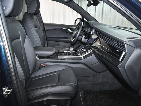 Used 2025 Audi Q7 3.0T Premium w/ Convenience Package image 80