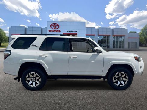 Certified 2023 Toyota 4Runner TRD Off-Road Premium AWD/4WD image 3