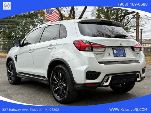 Used 2022 Mitsubishi Outlander Sport ES image 2