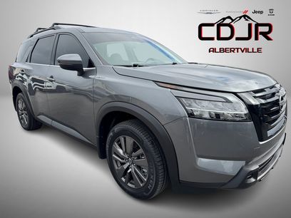 Used 2022 Nissan Pathfinder SV w/ SV Black Package