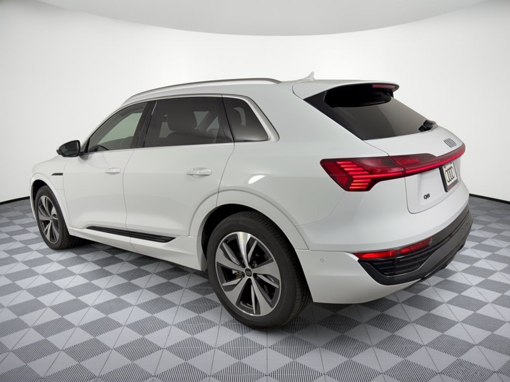 Certified 2024 Audi Q8 e-tron Premium Plus AWD/4WD image 3