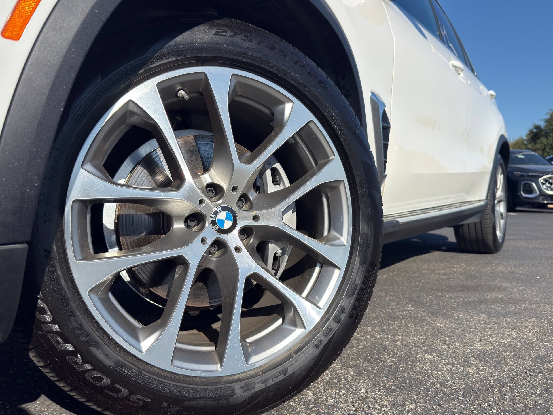 Used 2025 BMW X5 xDrive40i AWD/4WD image 6