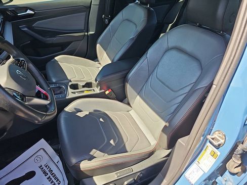 Used 2025 Volkswagen Jetta GLI Autobahn FWD image 20
