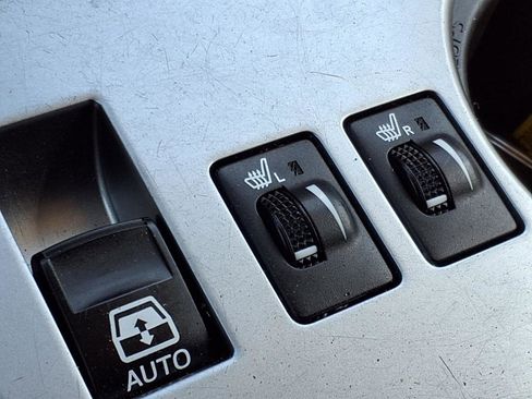 Used 2022 Toyota 4Runner SR5 Premium image 15