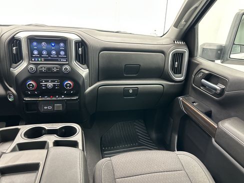 Certified 2022 Chevrolet Silverado 1500 LT AWD/4WD image 27