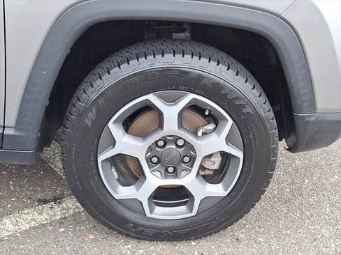 Certified 2022 Jeep Compass Trailhawk image 9