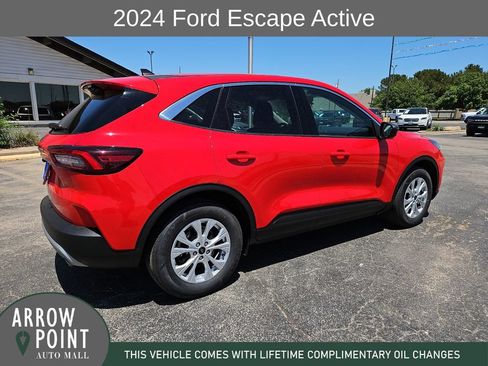 Used 2024 Ford Escape Active FWD image 12