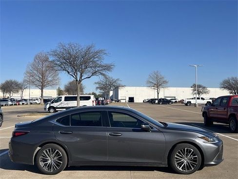 Used 2022 Lexus ES 350 w/ Premium Package image 3