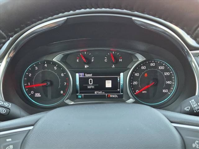 Used 2017 Chevrolet Malibu Premier w/ Premier Sun and Wheel Package FWD image 11