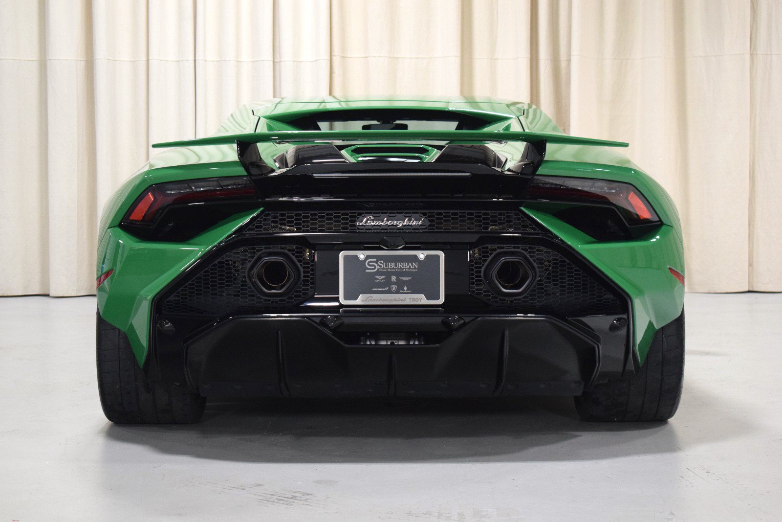 Used 2023 Lamborghini Huracan Tecnica RWD image 5