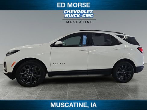 Used 2024 Chevrolet Equinox RS image 2