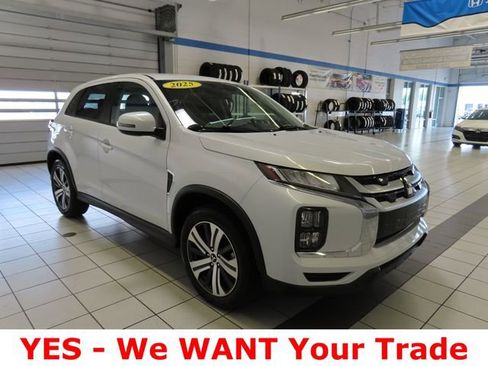 Used 2025 Mitsubishi Outlander Sport SE AWD/4WD image 15