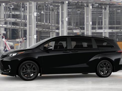 New 2026 Toyota Sienna XSE FWD image 5