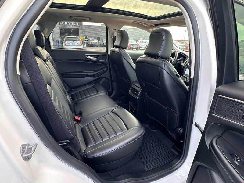 Used 2023 Ford Edge SEL w/ Convenience Package AWD/4WD image 13