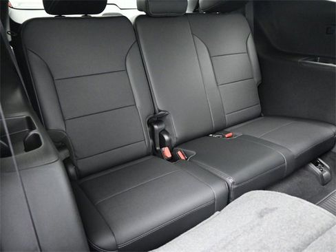 New 2026 Buick Enclave Preferred w/ Power Package image 18