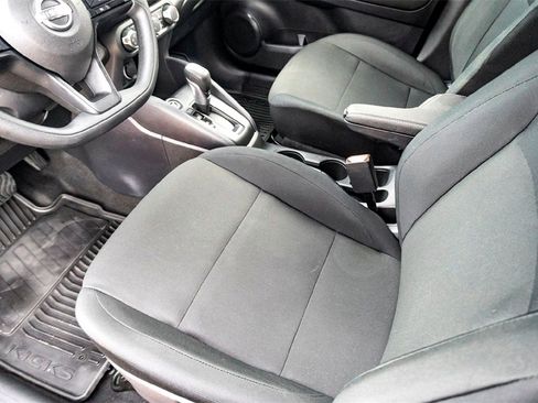 Used 2025 Nissan Kicks Play S image 14