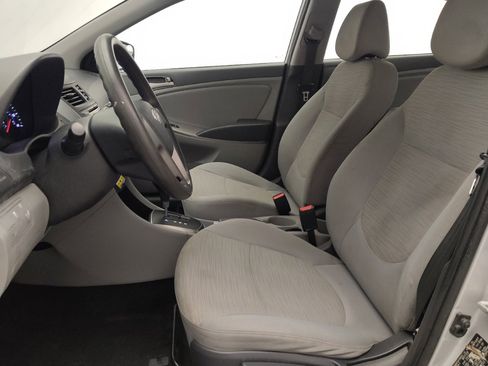 Used 2017 Hyundai Accent SE FWD image 17