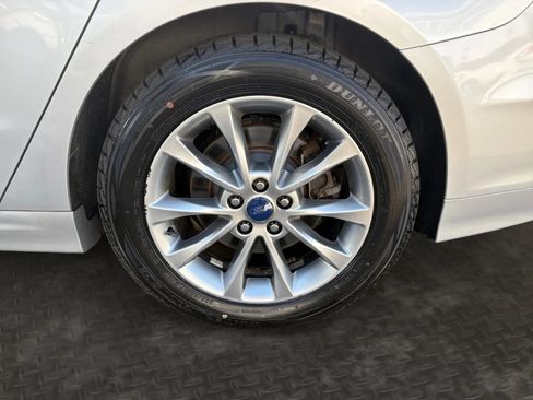 Used 2018 Ford Fusion Energi SE FWD image 41