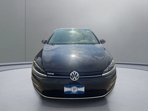 Used 2018 Volkswagen e-Golf SEL FWD image 2