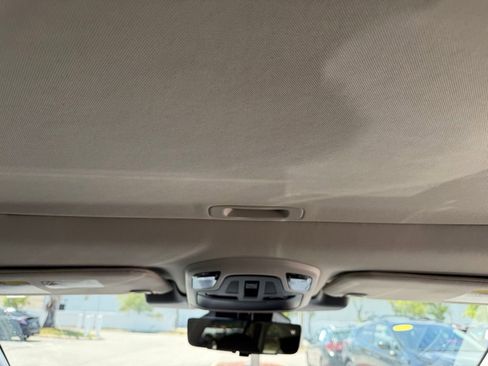 Used 2025 Subaru Outback Touring XT w/ Popular Package #2 image 21