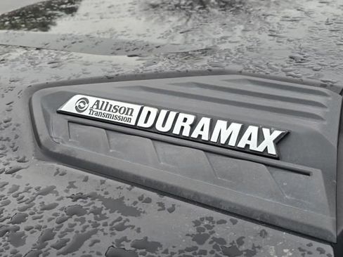 Used 2023 Chevrolet Silverado 3500 High Country image 10