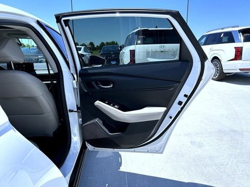Used 2024 Honda Accord Touring image 17