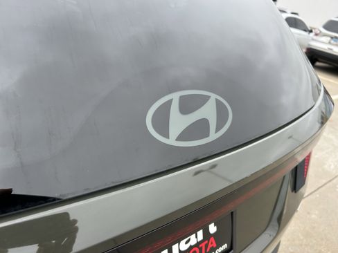 Used 2025 Hyundai Tucson SEL image 14