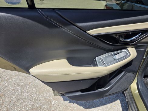 Used 2021 Subaru Outback Limited AWD/4WD image 32