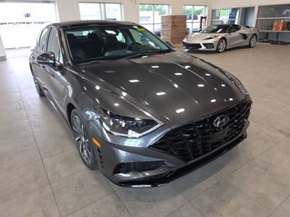 Used 2023 Hyundai Sonata Limited w/ Preferred Accessory Package