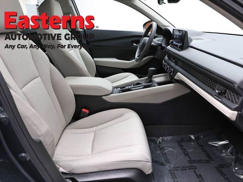 Used 2025 Honda Accord SE image 24