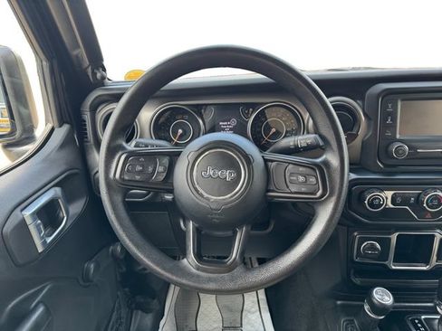 Used 2021 Jeep Wrangler Unlimited Sport AWD/4WD image 13