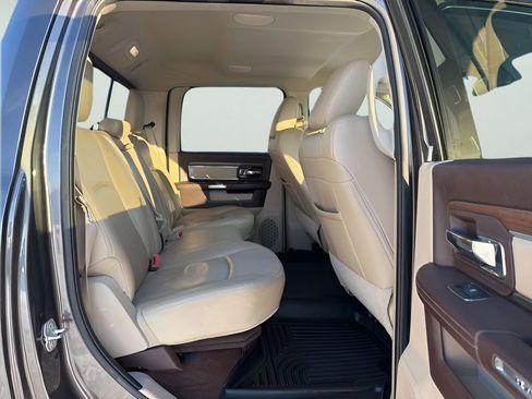 Used 2015 RAM 3500 Laramie image 11