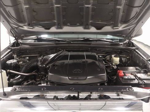 Used 2015 Toyota Tacoma 4x4 Double Cab image 21