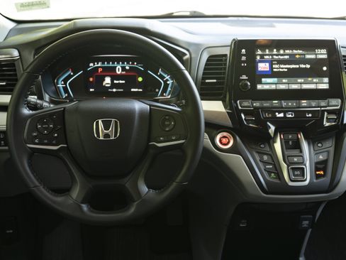 Used 2024 Honda Odyssey EX-L image 20