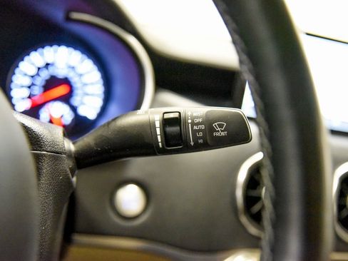 Used 2023 Kia Stinger GT-Line w/ Sun & Sound Package image 27