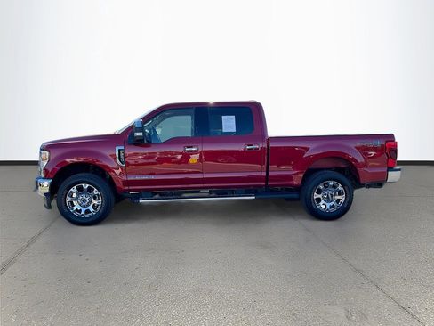 Used 2022 Ford F250 Lariat w/ Chrome Package image 4