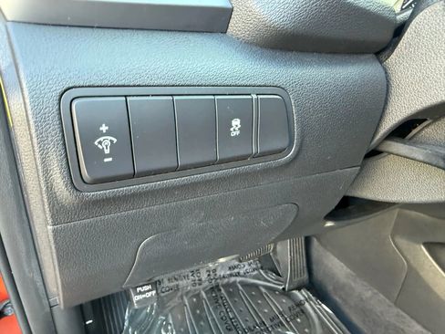 Used 2017 Hyundai Tucson SE image 10