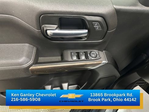 Used 2021 Chevrolet Silverado 1500 LT AWD/4WD image 8